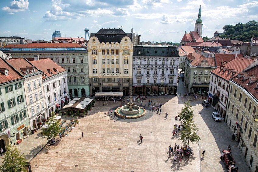 Private Bratislava tour from Budapest with lunch