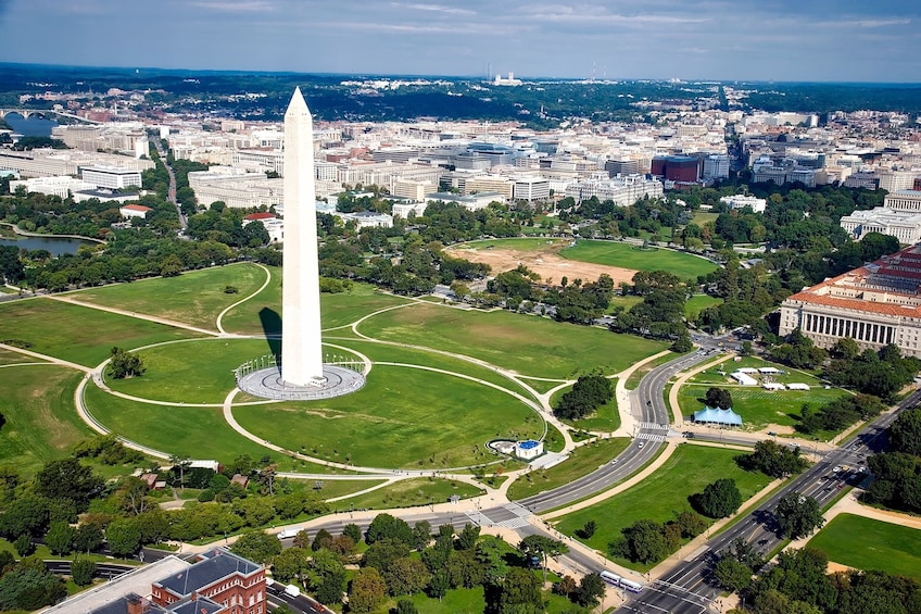 Washington Monument & DC Highlights Tour