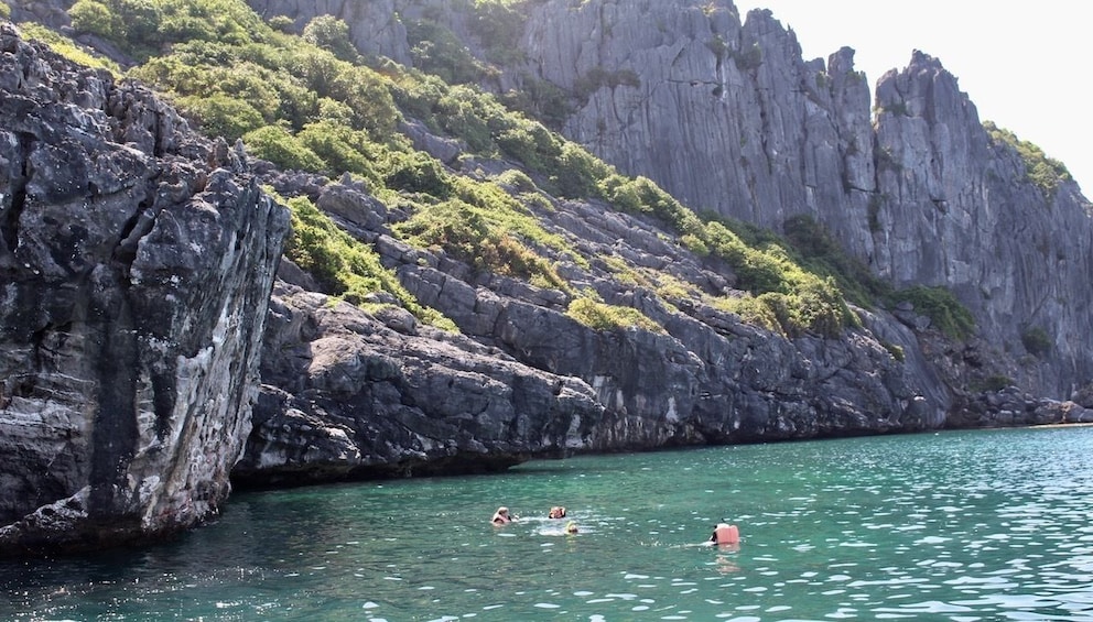 Coast of island in the Gulf of Thailand