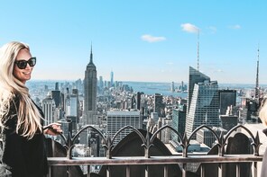 30 New York Sights Walking Tour & Visit The Top of the rock
