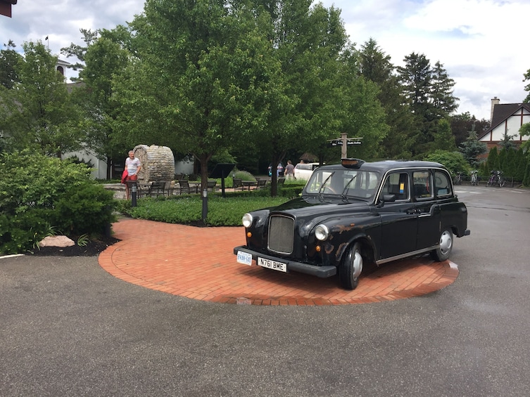 Dinner Wine Tour - Niagara On The Lake - English London taxi