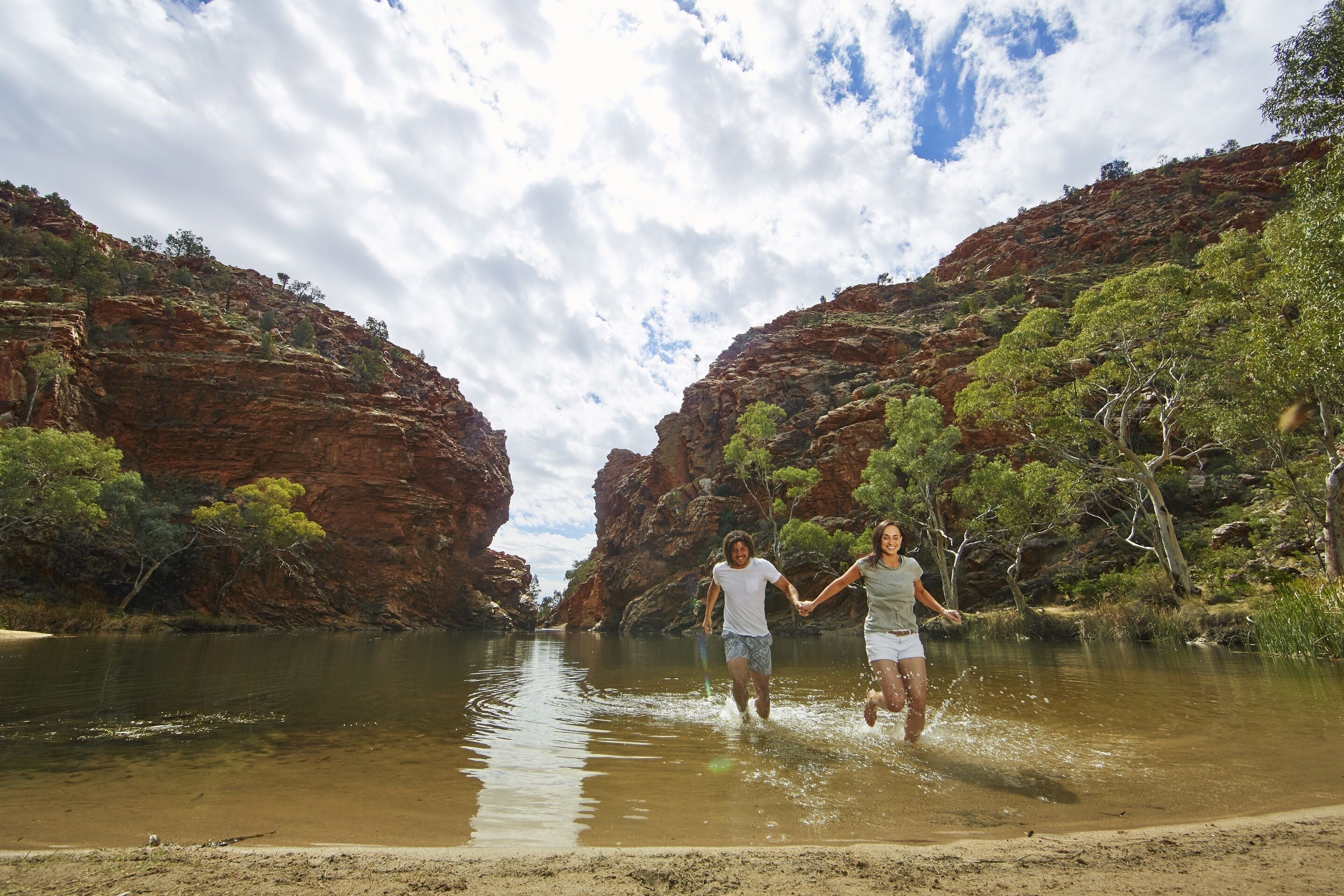 alice springs tours day trips