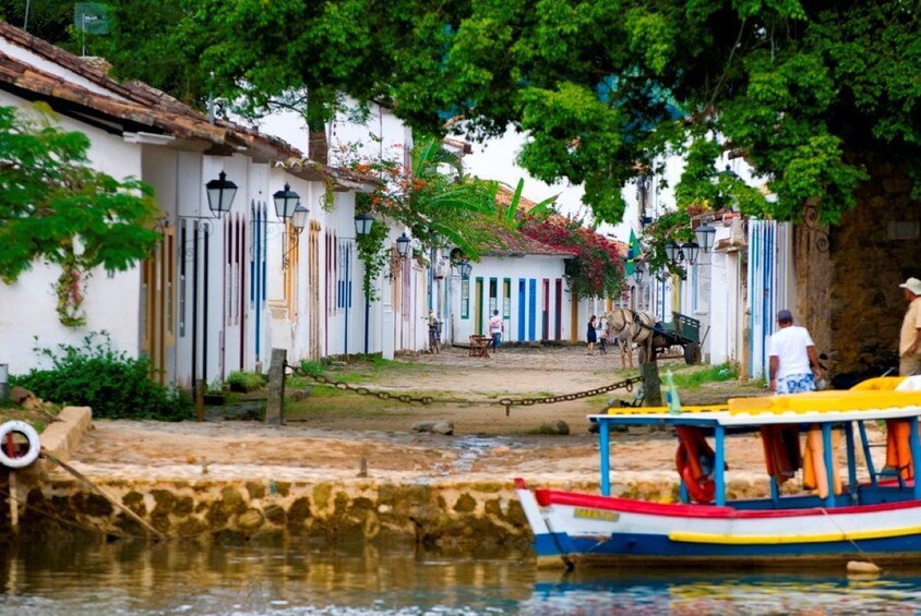 Historical & Cultural Paraty - Charming on Foot