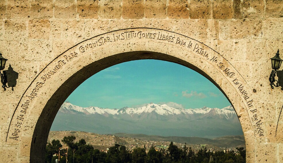 Arequipa city tour and Santa Catalina Monastery