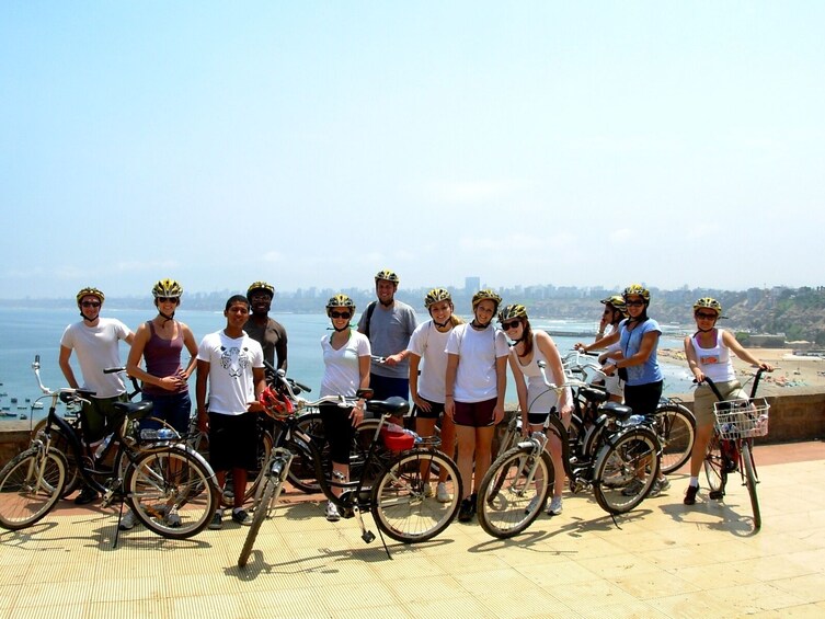 Lima biking tour to Miraflores and San Isidro