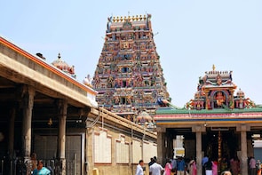 Day Tour of Kapaleeshwarar Temple & Marina Beach in Chennai