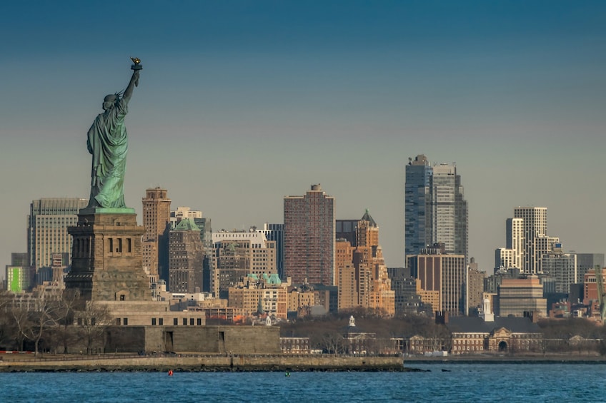 TourPass NY:Statue of Liberty, Ellis Island, 911 & Cruise