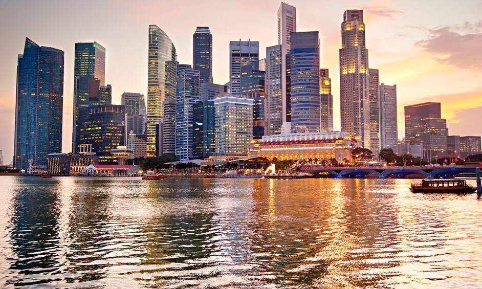 Singapore City tour With Flyer