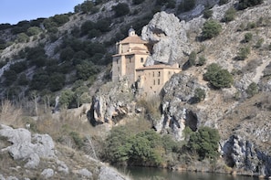 Soria: Day Trip from Madrid with Guided Tour and Monuments