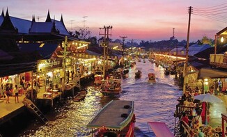 Bangkok Risky Market Boat Riding Amphawa Floating Market