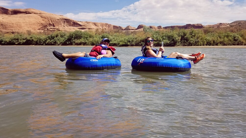 River Tubing the Colorado River