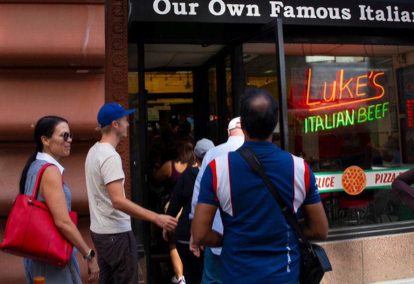 Historic Chicago Small Group Food Tour with a Local Guide