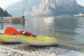 Lake Como: Sit-on-Top Kayak + Local Tastings