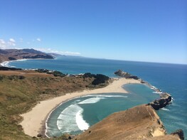 Wine, Food and Wairarapa Coast Overnight Tour