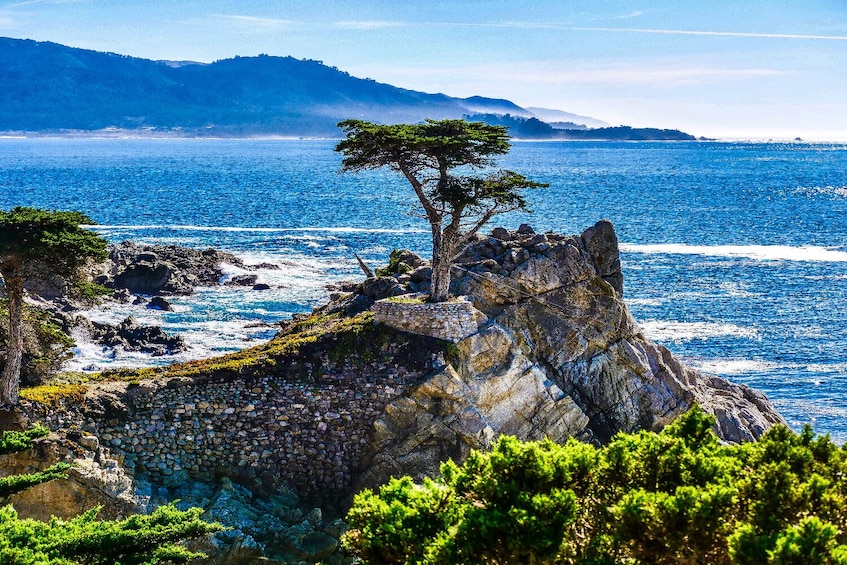 Scenic 17-Mile Self-Guided Driving Tour