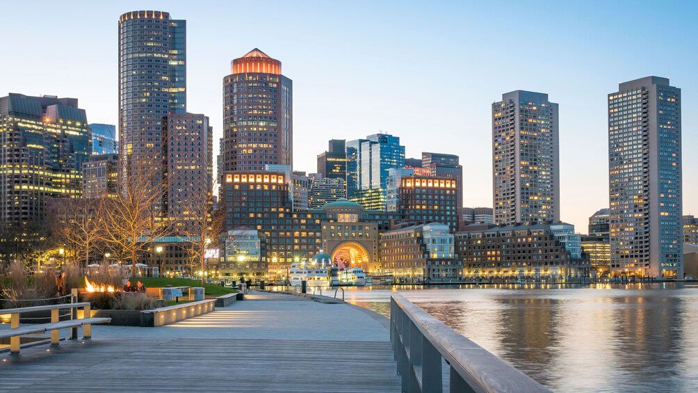 Boston Harborwalk Tour: Self-Guided Walk