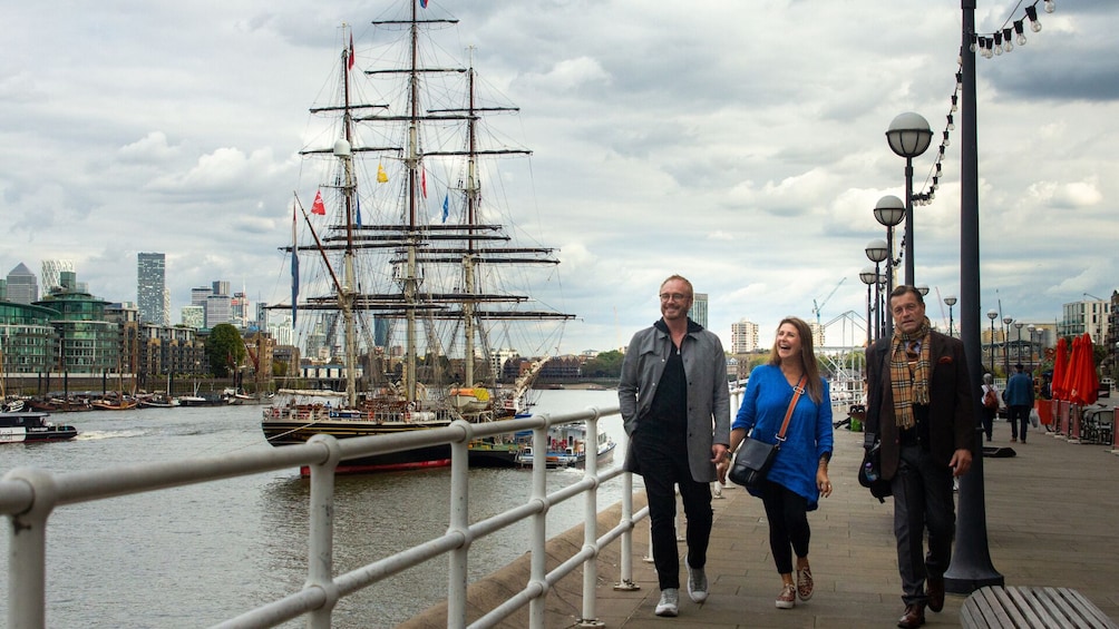 Must-See London: Private & Personalized Walking Tour with a Local Host