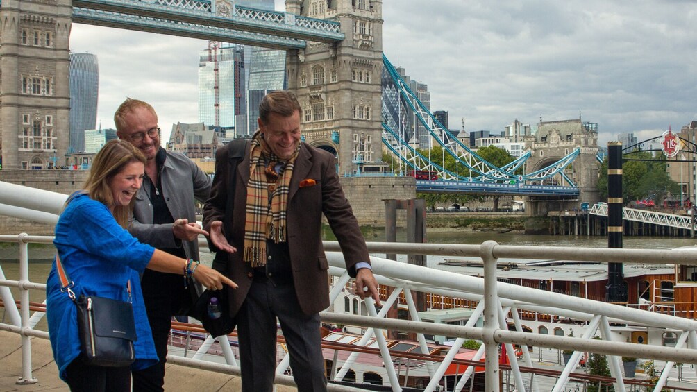Must-See London: Private & Personalized Walking Tour with a Local Host
