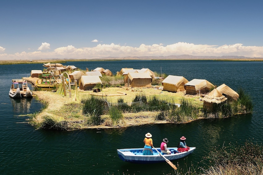 Full-Day Tour to the Floating Islands of Uros & Taquile 