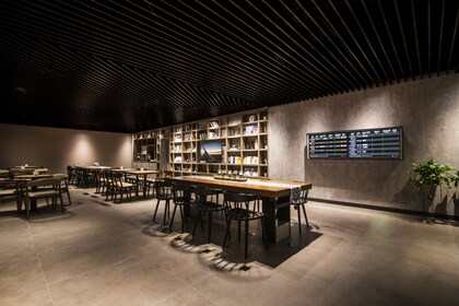 廣州白雲國際機場 (CAN) Aerotel 圖書館貴賓室