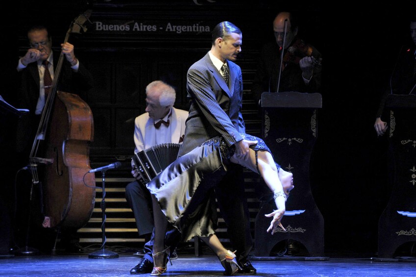 Combo Buenos Aires: City Tour + Dinner & Tango show
