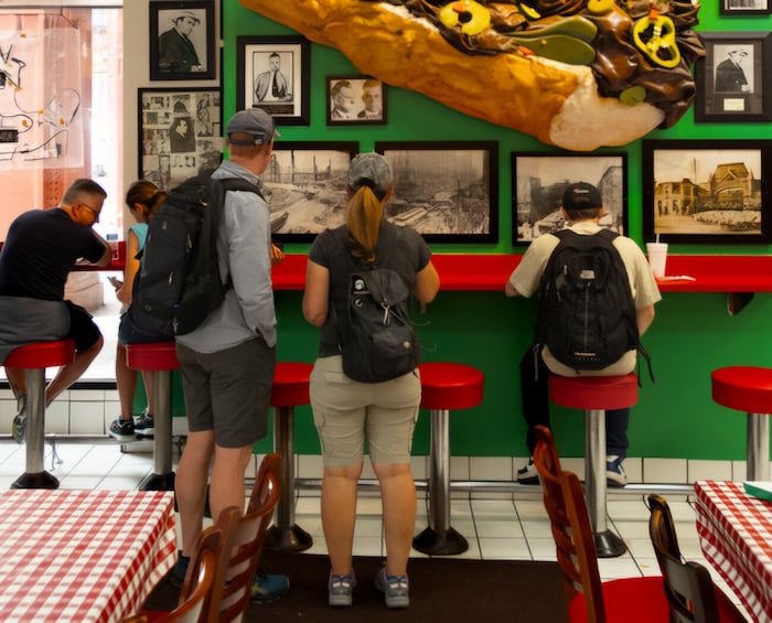 Total Chicago Small Group Tour with Expert Guide & Food Tastings