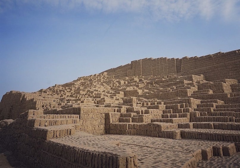 Huaca Pucllana, Huallamarca and Pachacamac Tour