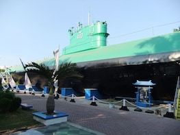 Surabaya Tour in the Evening (with Afternoon Tea & Dinner)