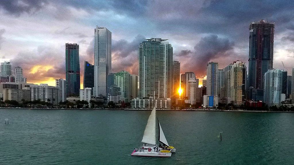 Experience the Magic: A Comprehensive Guide to Sunset Cruise Miami Beach