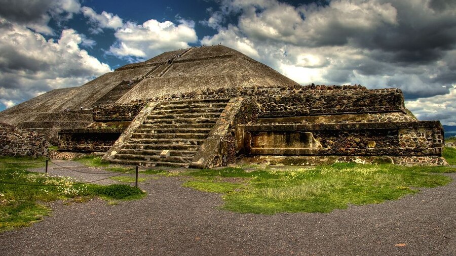 Mexico: Private tour to Teotihuacan & Mexico City