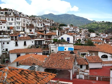 Viaje a Taxco desde la Ciudad de México (y las pirámides de Xochicalco)