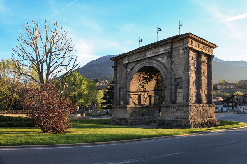 Aosta Walking Tour 