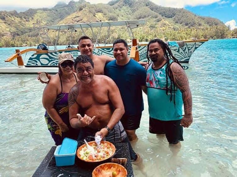 Moorea Intimate Snorkeling & Water Lunch Tour