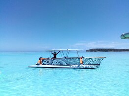 Moorea Intimate Snorkeling & Water Lunch Tour