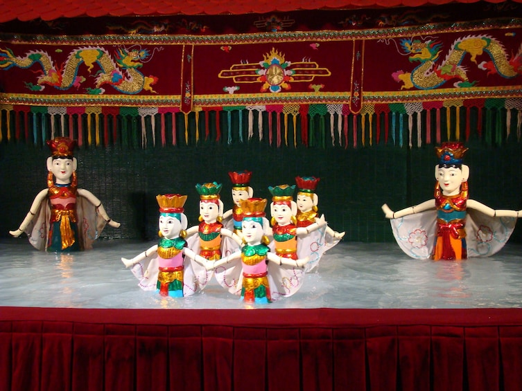 Hanoi Evening Water Puppet Show, Street Food & Walking Tour