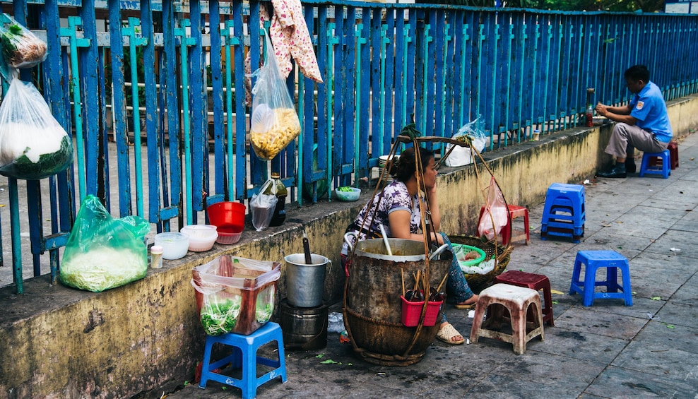 Hanoi Street Food Walking Tour