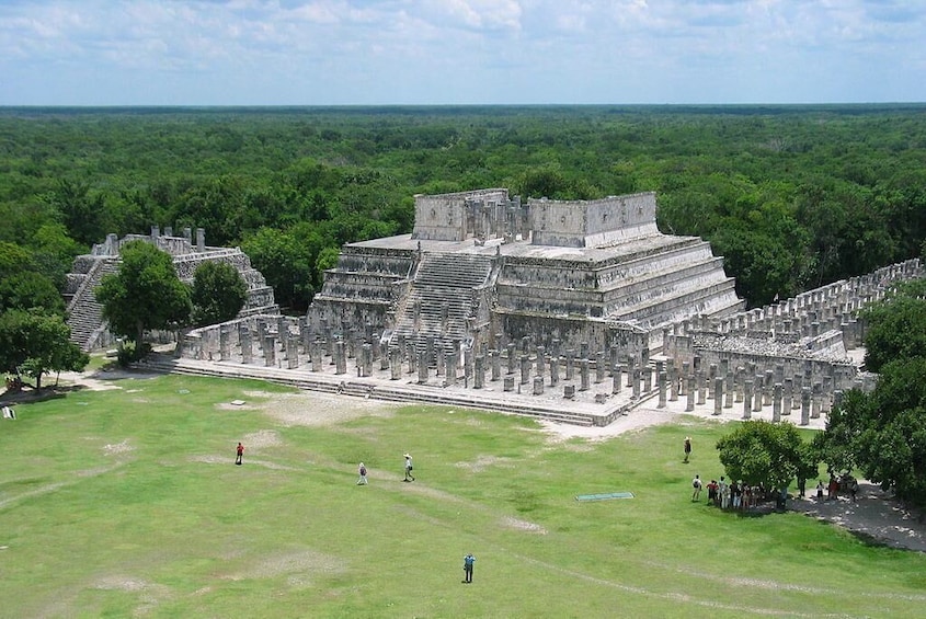 Chichen Itza from Cancun & Playa Del Carmen