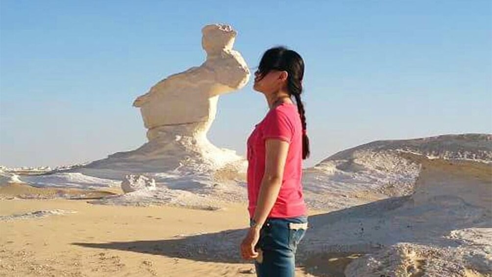 4 Days White Desert and Bahariya Oasis Tour