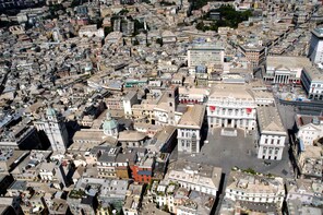 Aquarium of Genoa and walking tour