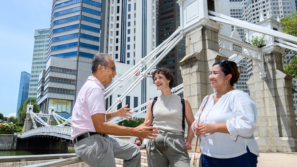 Singapore Highlights & Hidden Gems: Private Tour with Local Host