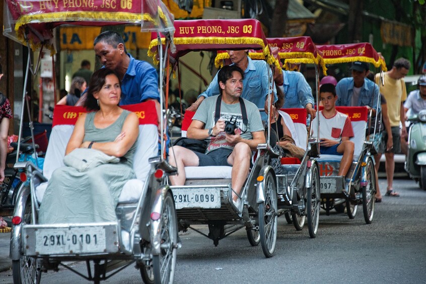 1-hour Cyclo Tour in Hanoi Old Quarters