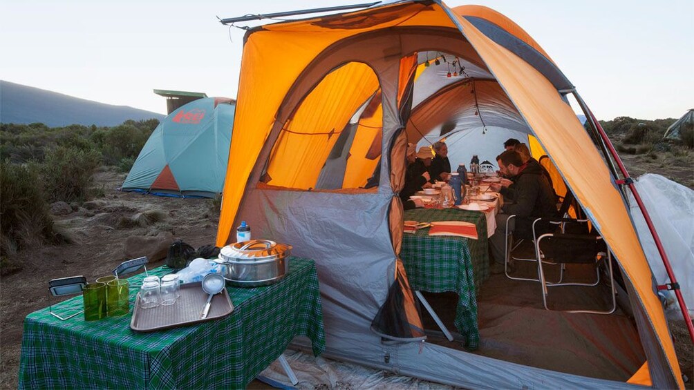 10-DAY GRAND TRAVERSE - KILIMANJARO CLIMB