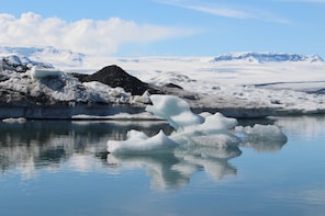 Jökulsárlón Glacier Lagoon and Glacier Hiking