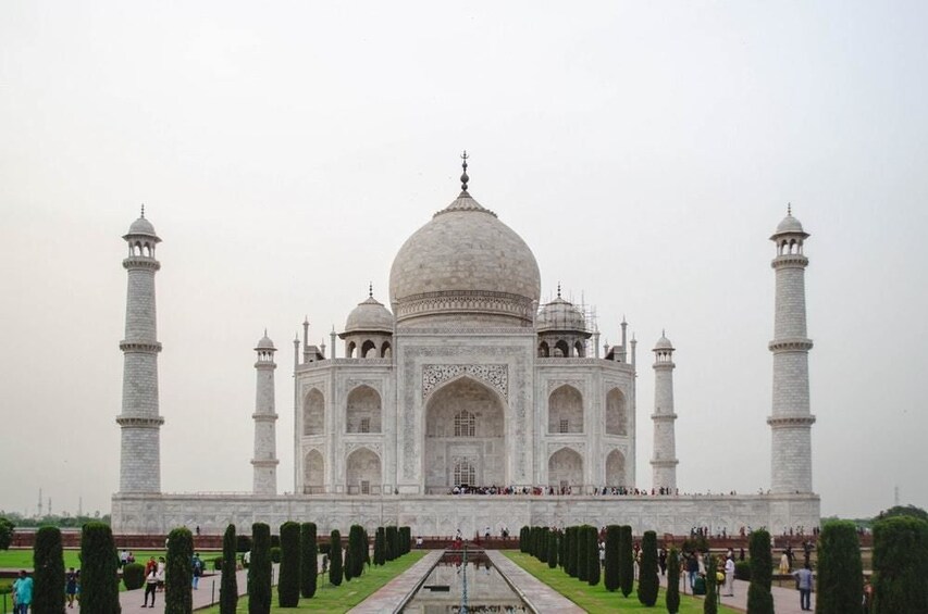 Private Day Tour of Agra