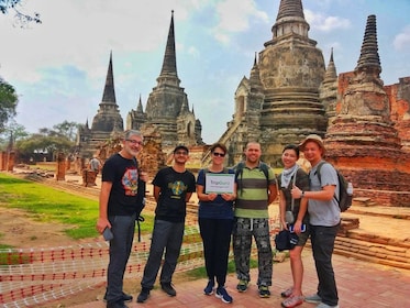 Tour in piccolo gruppo del Parco Storico di Ayutthaya - Giornata intera