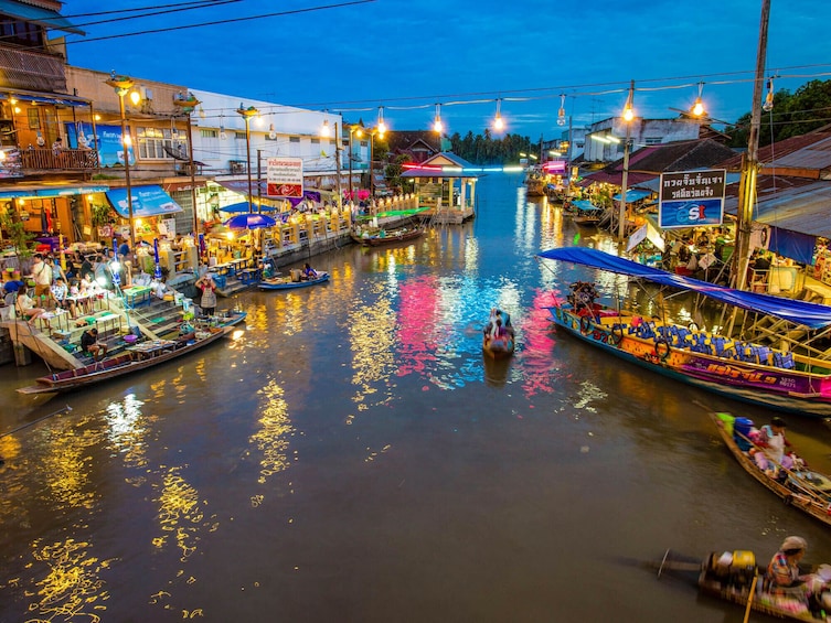 Amphawa Floating Market & Maeklong Market Small Group Tour