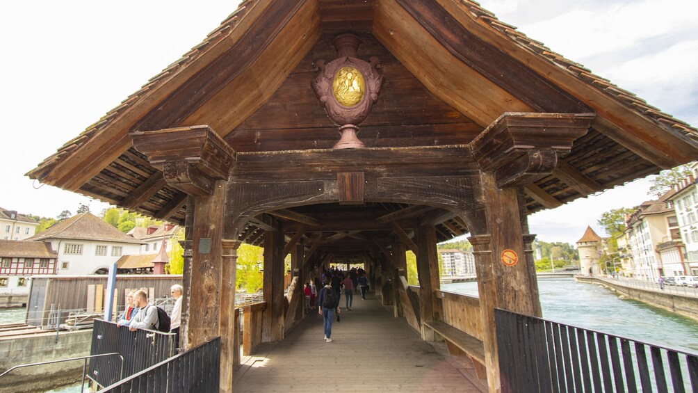 1 Hour Private Walk of Lucerne with a Local