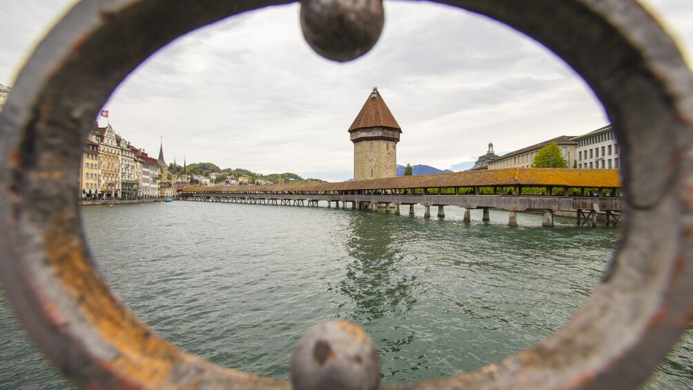 1 Hour Private Walk of Lucerne with a Local