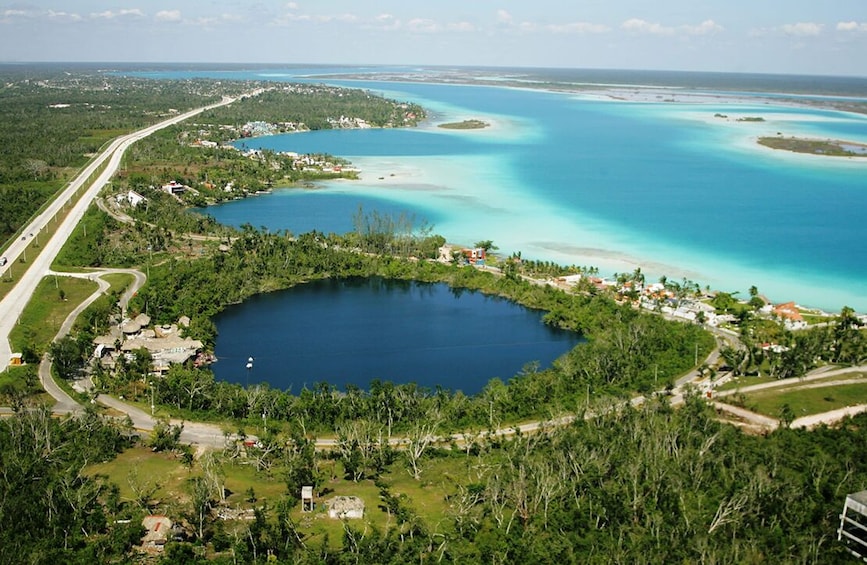 Bacalar Lagoon of Seven Colors Tour