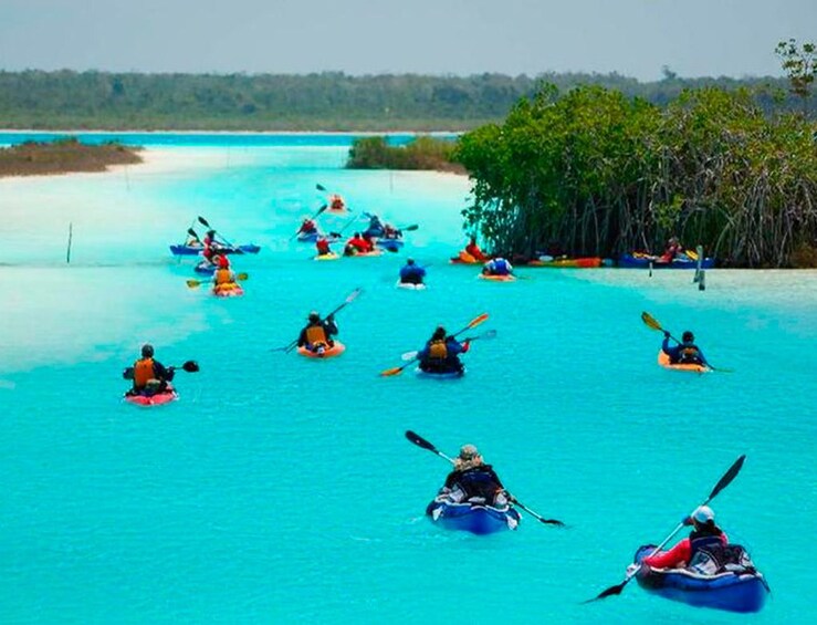 Bacalar Lagoon of Seven Colors Tour
